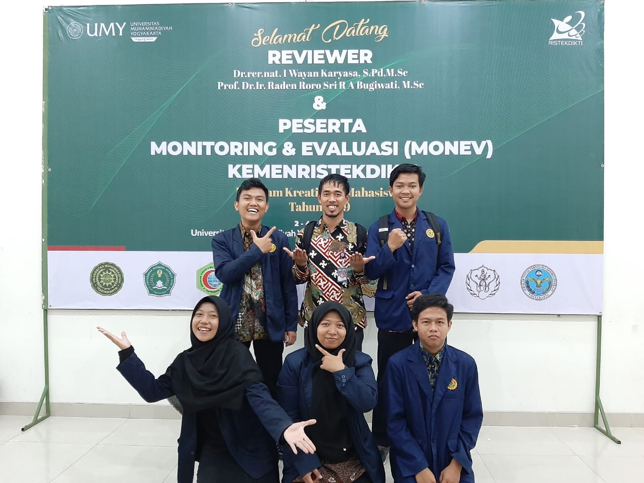 TIGA TIM PKM UPY MENGIKUTI KEGIATAN MONITORING DAN EVALUASI DI UMY